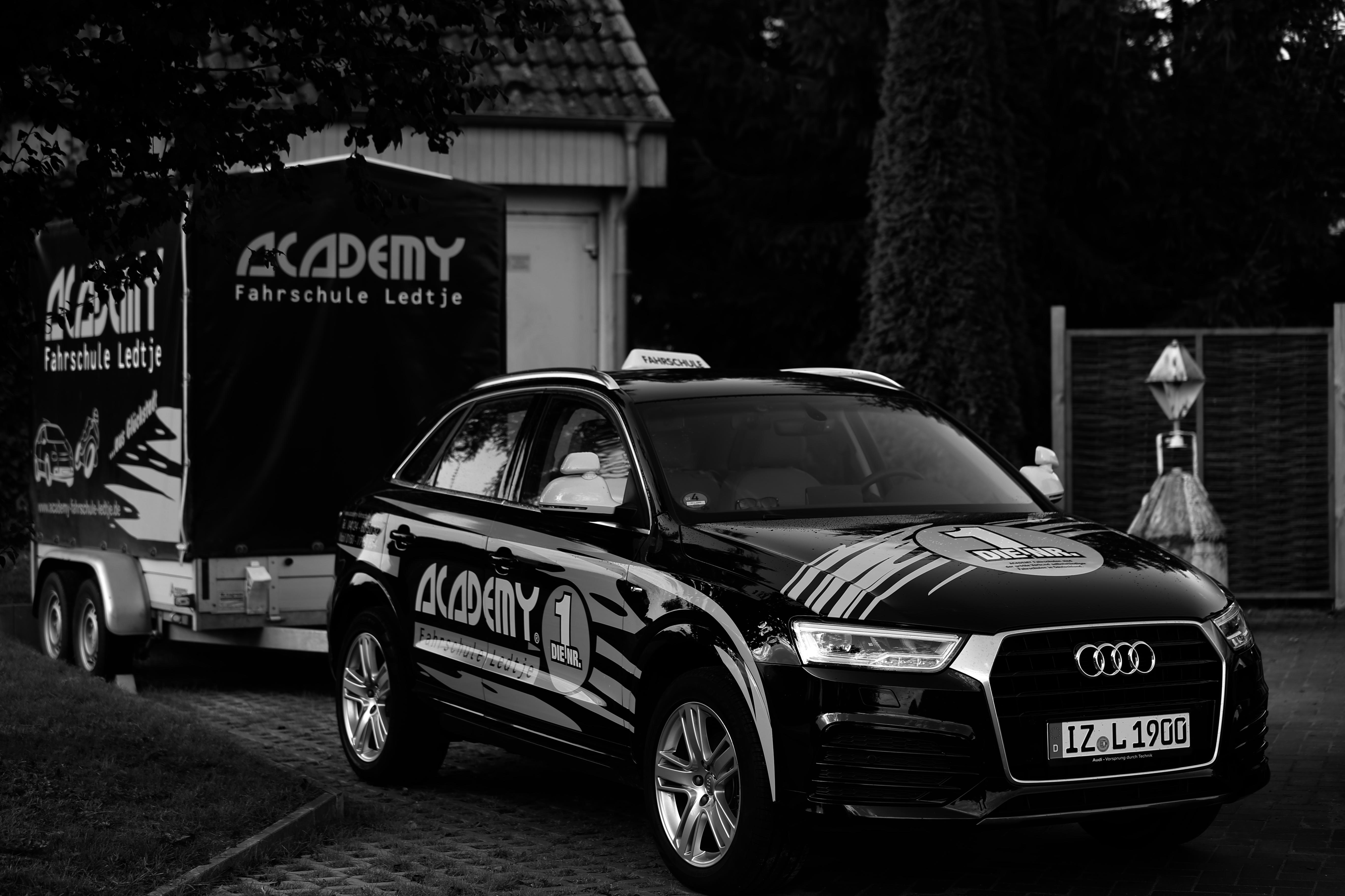 ACADEMY Fahrschule Audi Q3